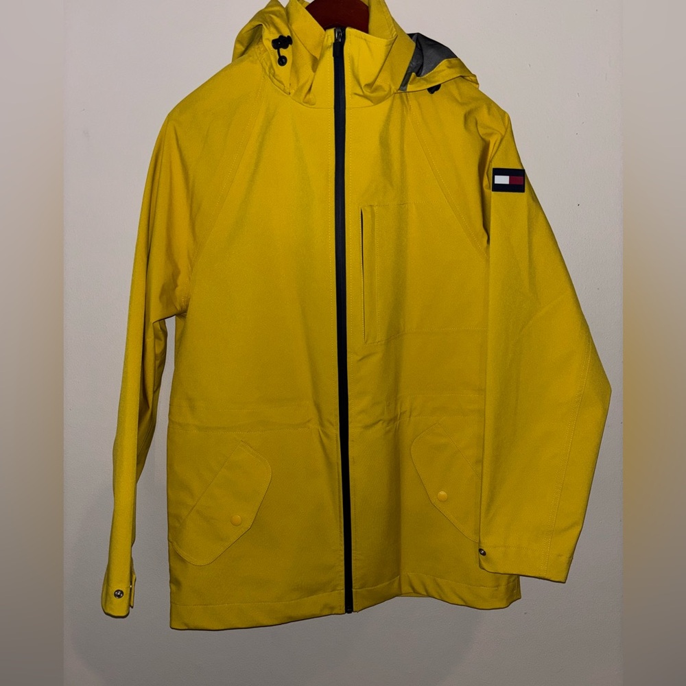 Tommy Hilfiger Men's Bright Yellow Raincoat